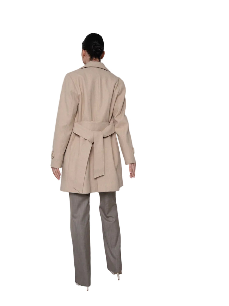 Iseult – Stylish Coat with Belt