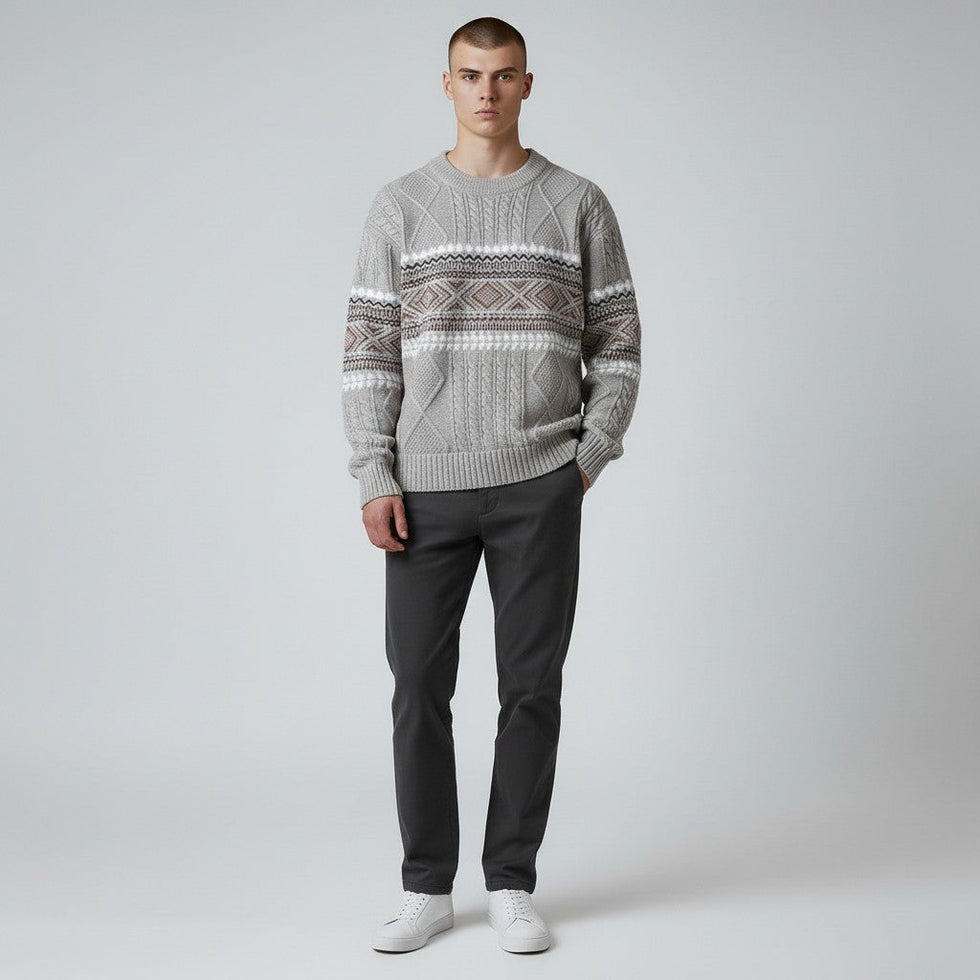 Isidoro – Comfortable Sweater Made from Nordic Knit