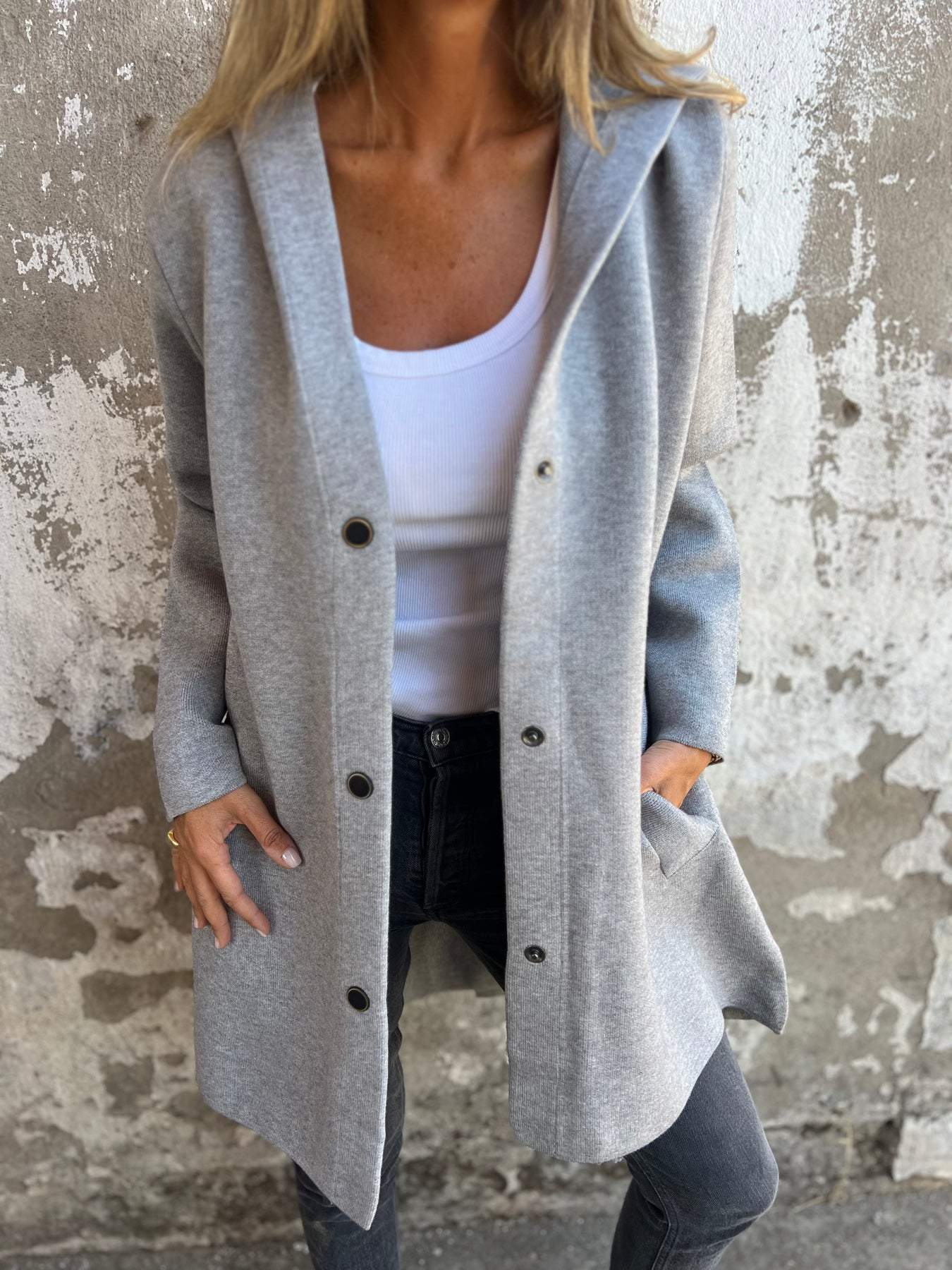 Isolde – Cardigan with Button Placket and Hood