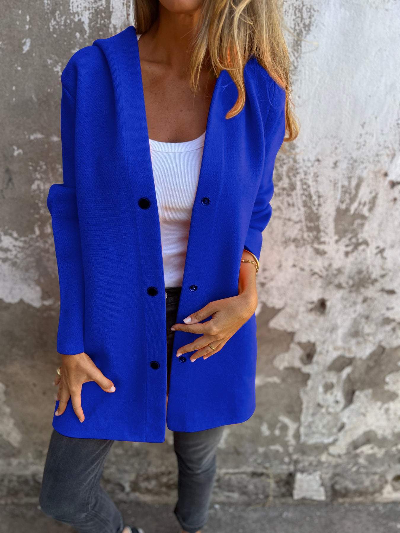 Isolde – Cardigan with Button Placket and Hood