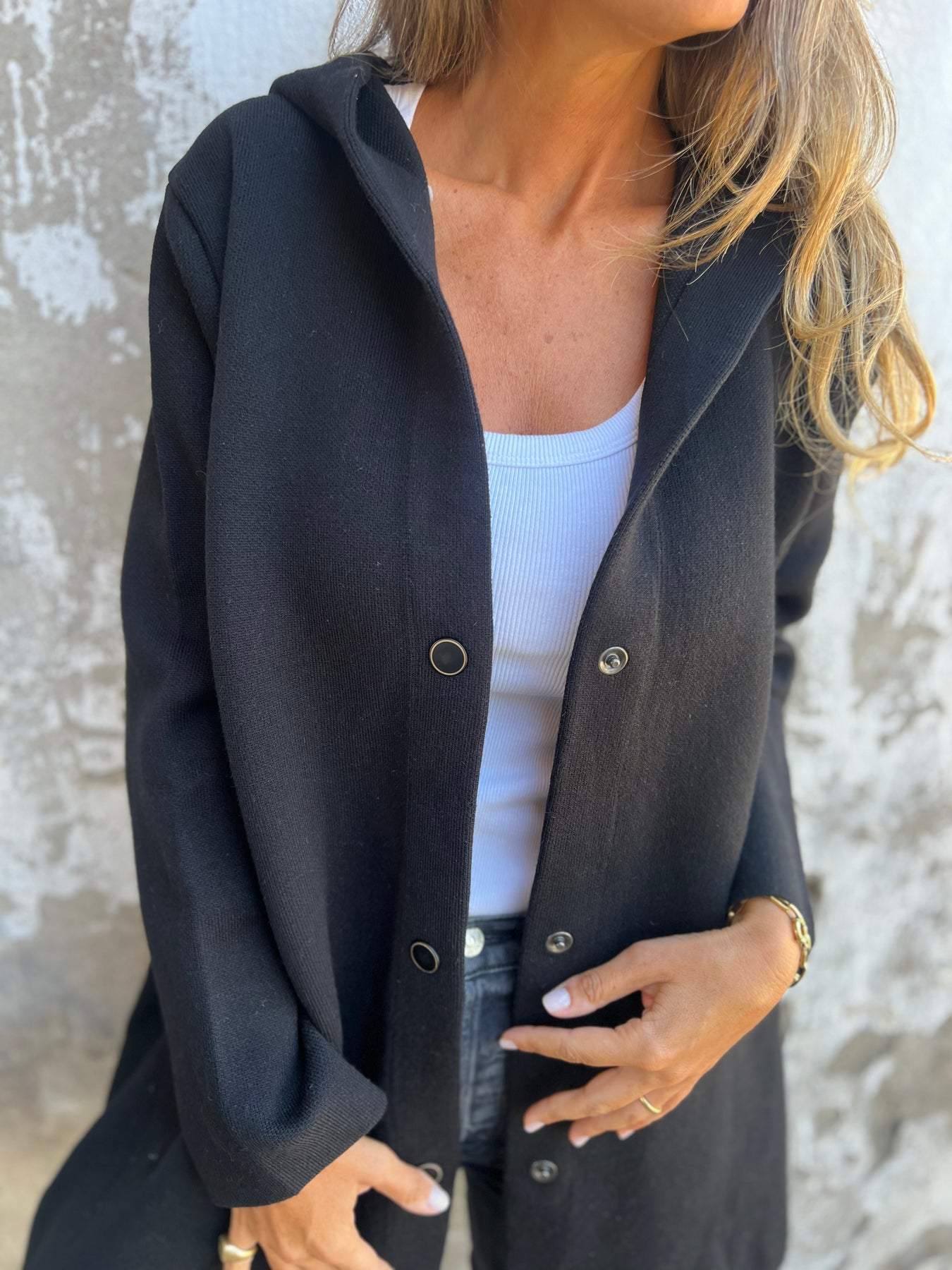 Isolde – Cardigan with Button Placket and Hood