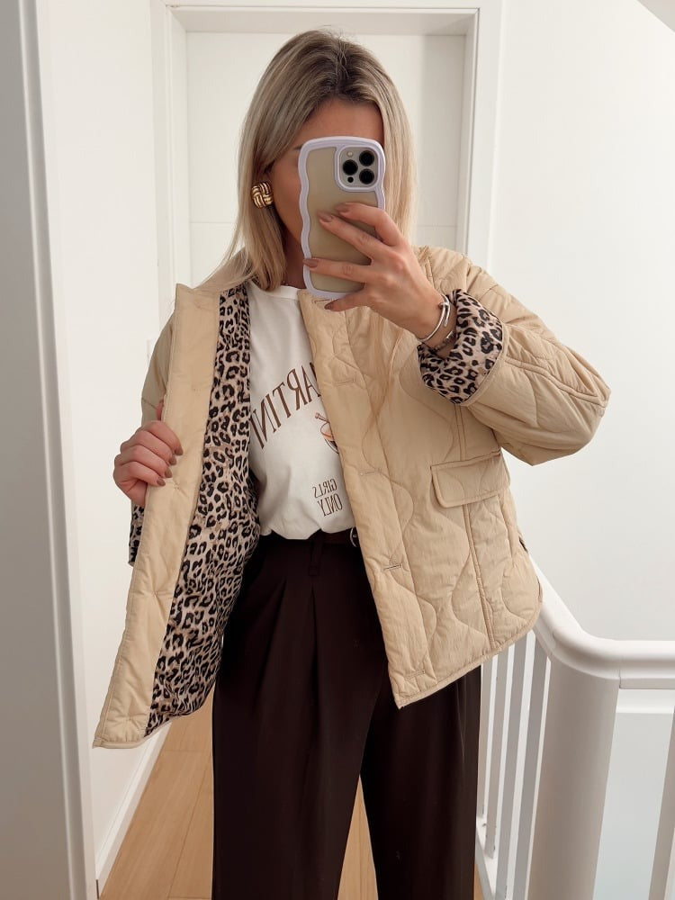 Jaerene – Elegant Jacket with Leopard Print and Lining
