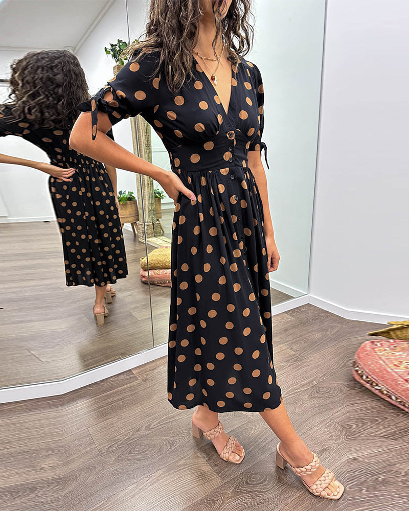 Janis – Stylish Dress with V-Neck