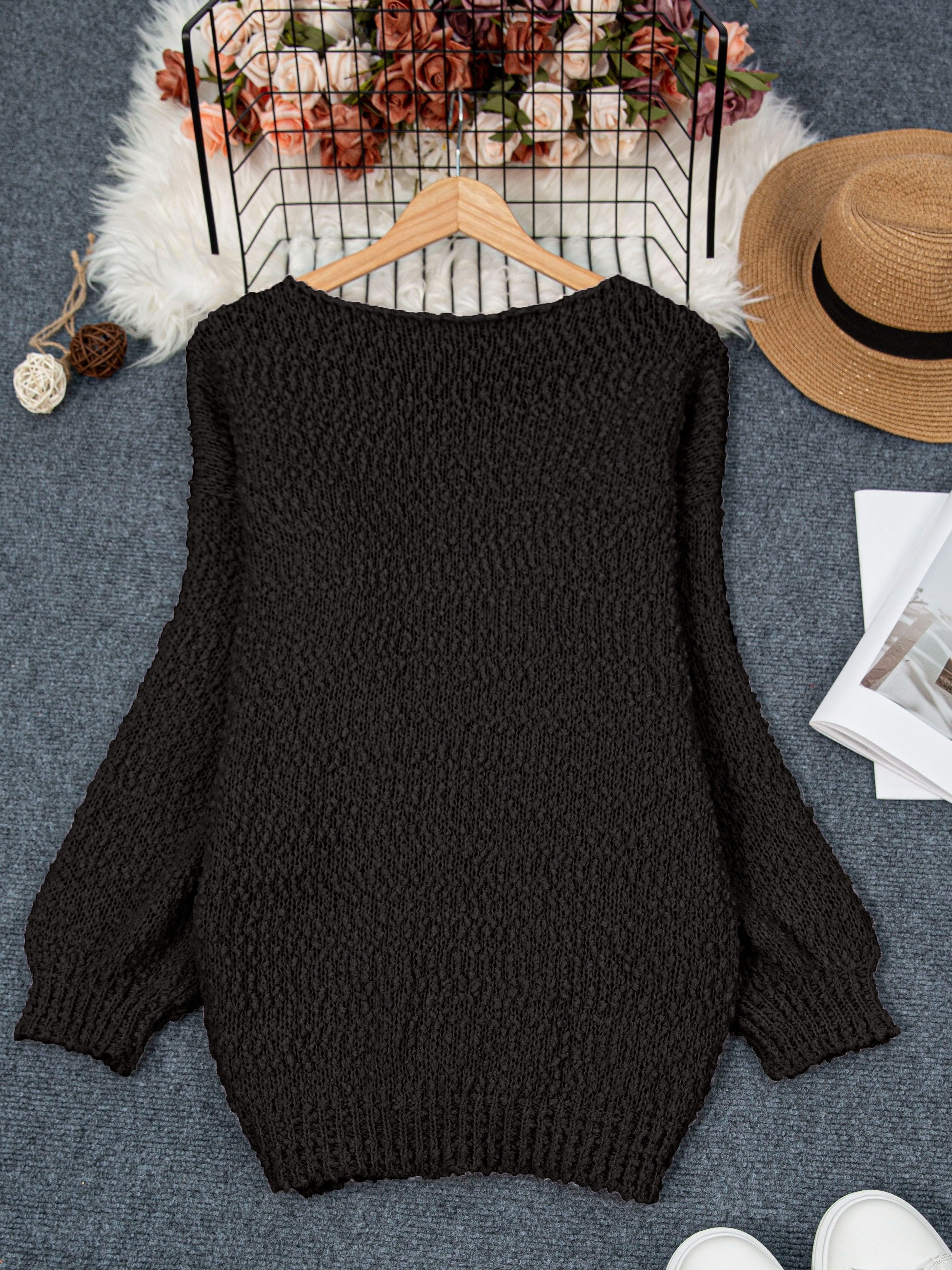 Jeannette - Crew Neck Sweater with Long Sleeves