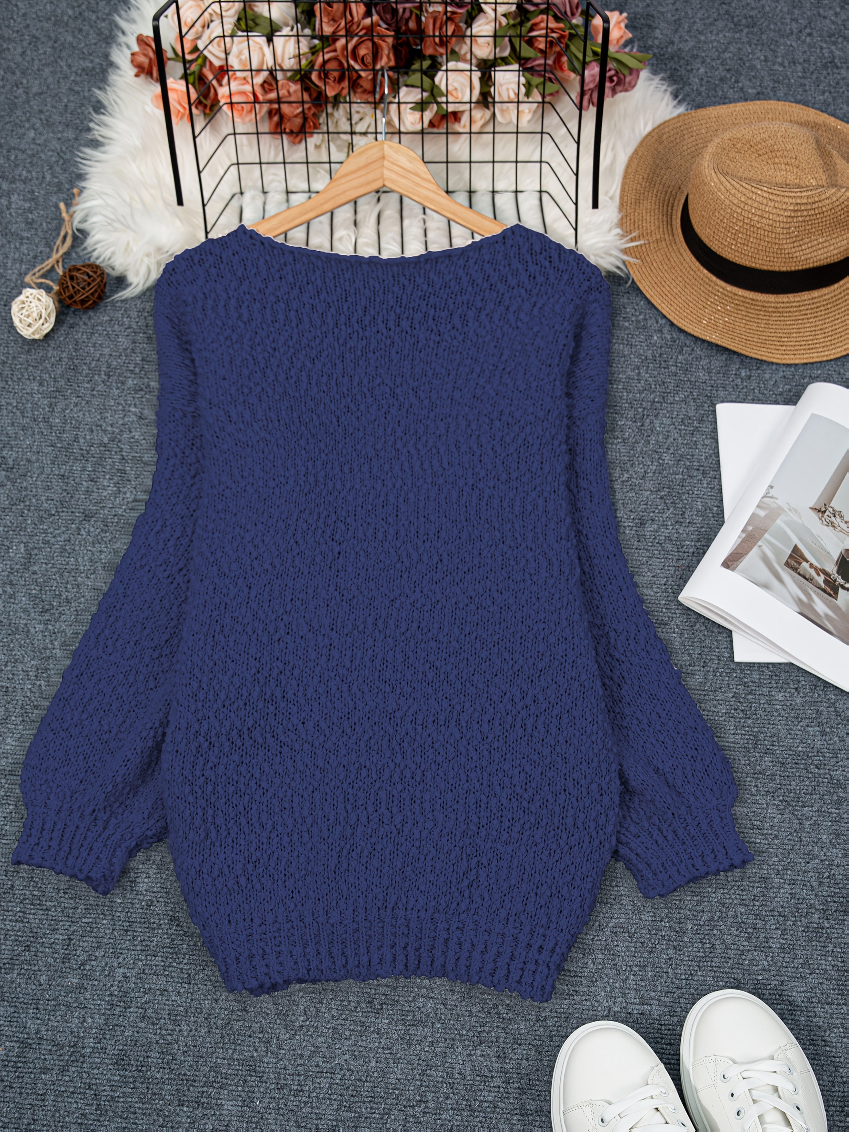 Jeannette - Crew Neck Sweater with Long Sleeves