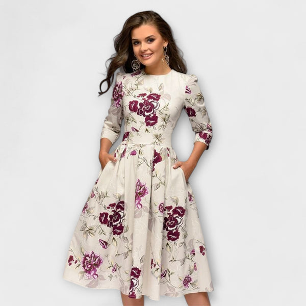 Jeri - Elegant Knee-Length Dress