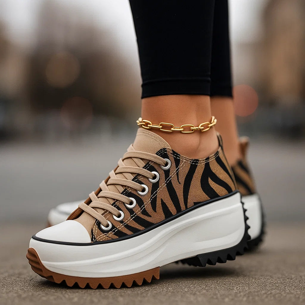 Jianna – Casual Lace-Up Sneakers