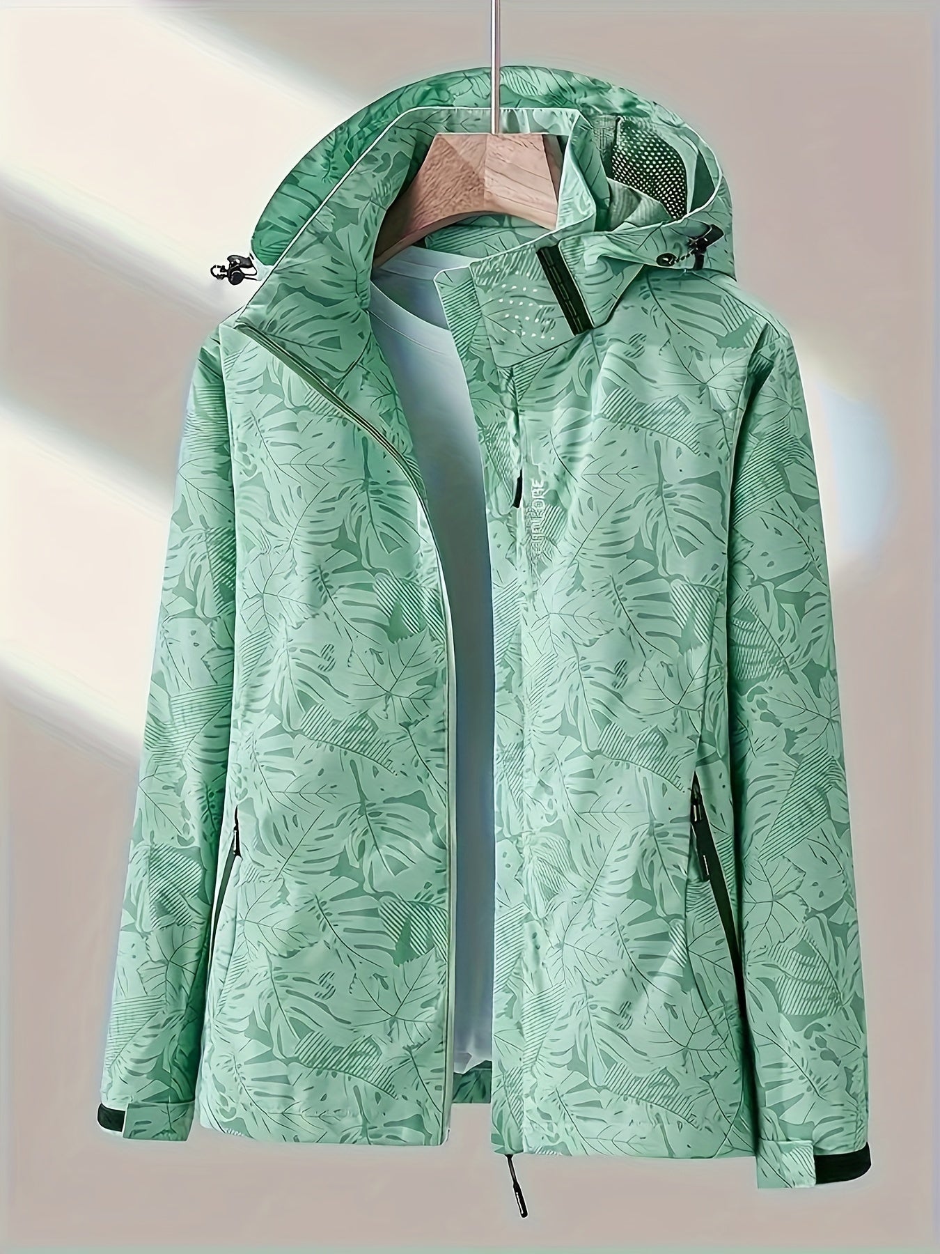 Joana – Windproof Printed Jacket