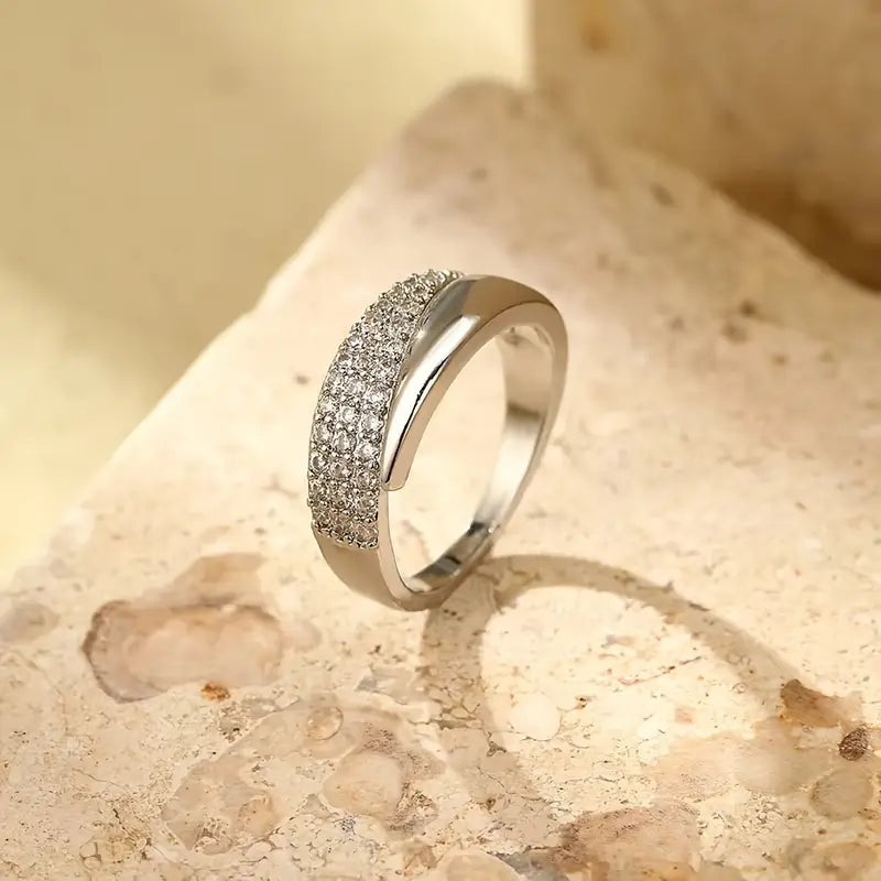 Kalea – Elegance Haven Ring