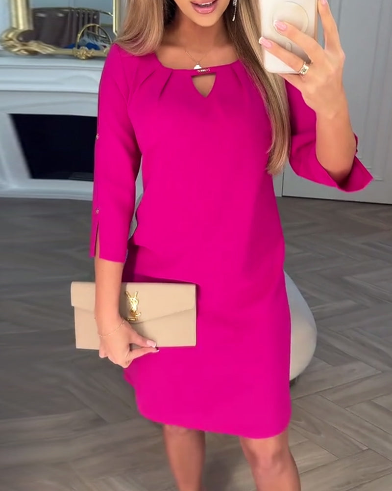 Kamelia – Mini Dress with Keyhole Neckline