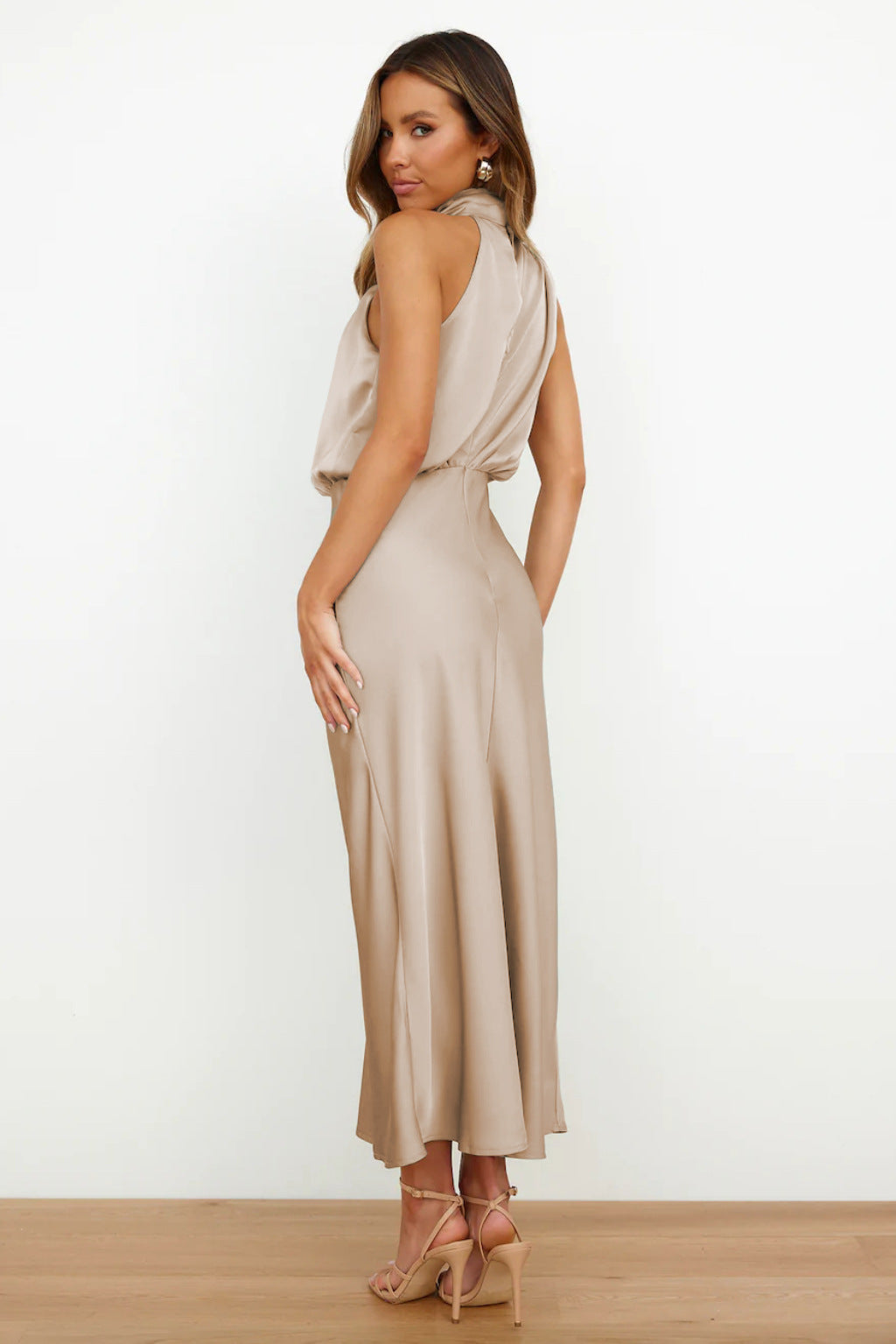 Kangana - Maxi Dress with Halter Neck