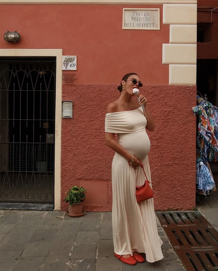 Kapral – Elegant Maternity Dress