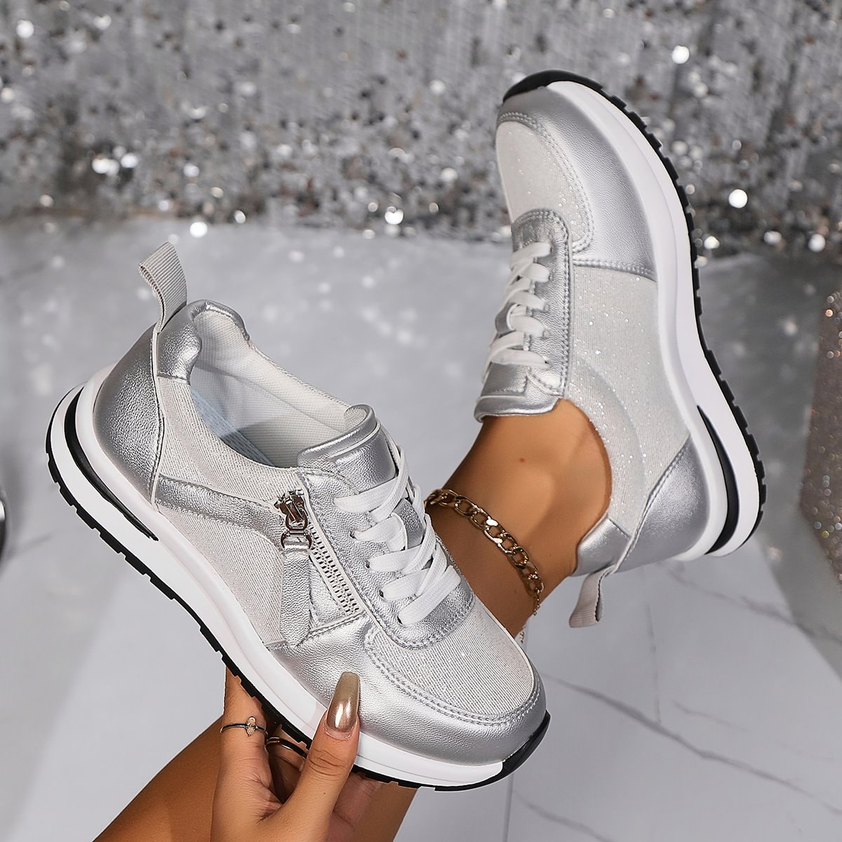 Kathren – Comfortable Lace-Up Sneakers