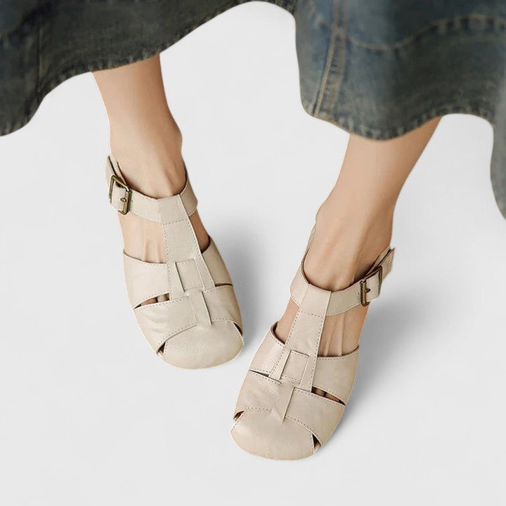 Kathy – Sandals with Buckle Straps