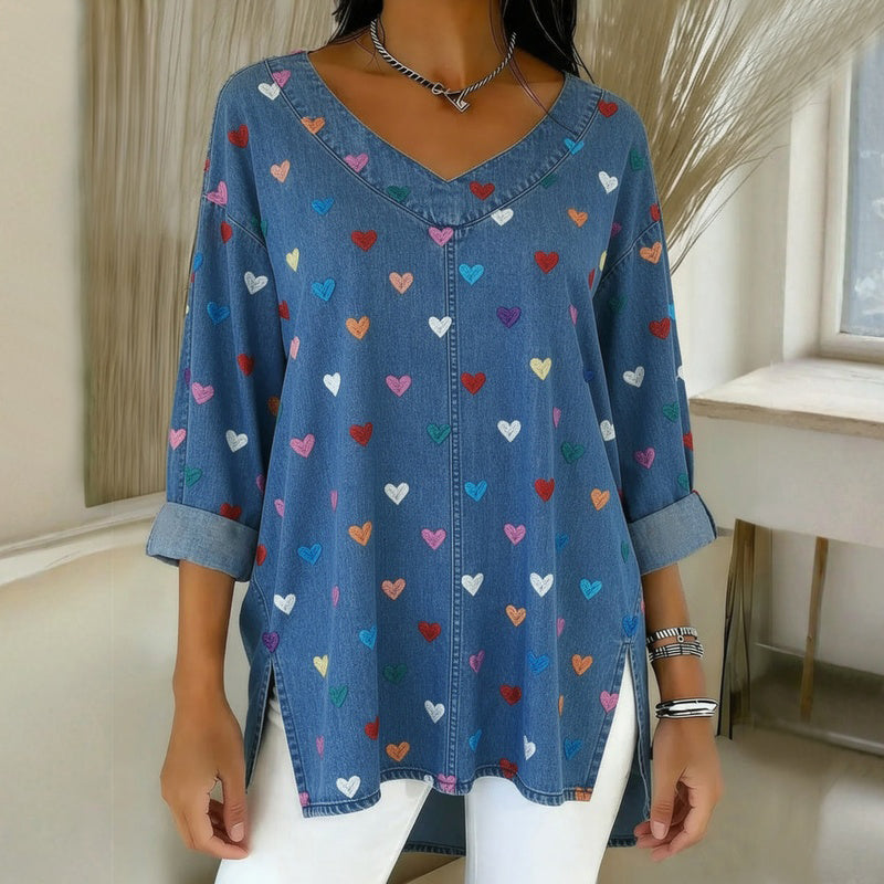 Kerry – Vintage Blouse with Heart Pattern