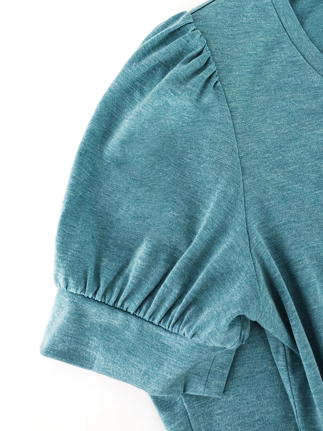 Kizzy – Breathable T-Shirt with Petal Sleeves