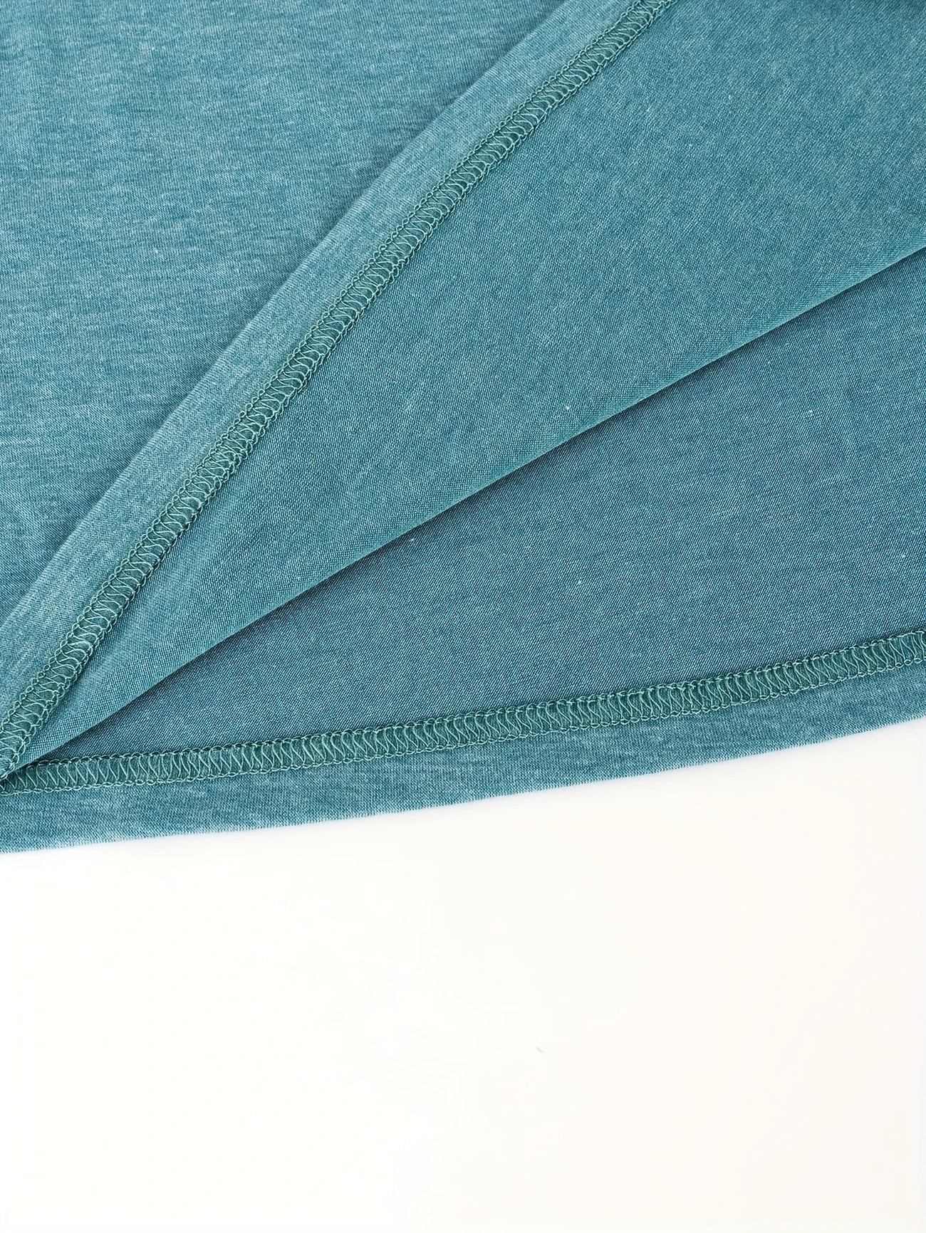 Kizzy – Breathable T-Shirt with Petal Sleeves