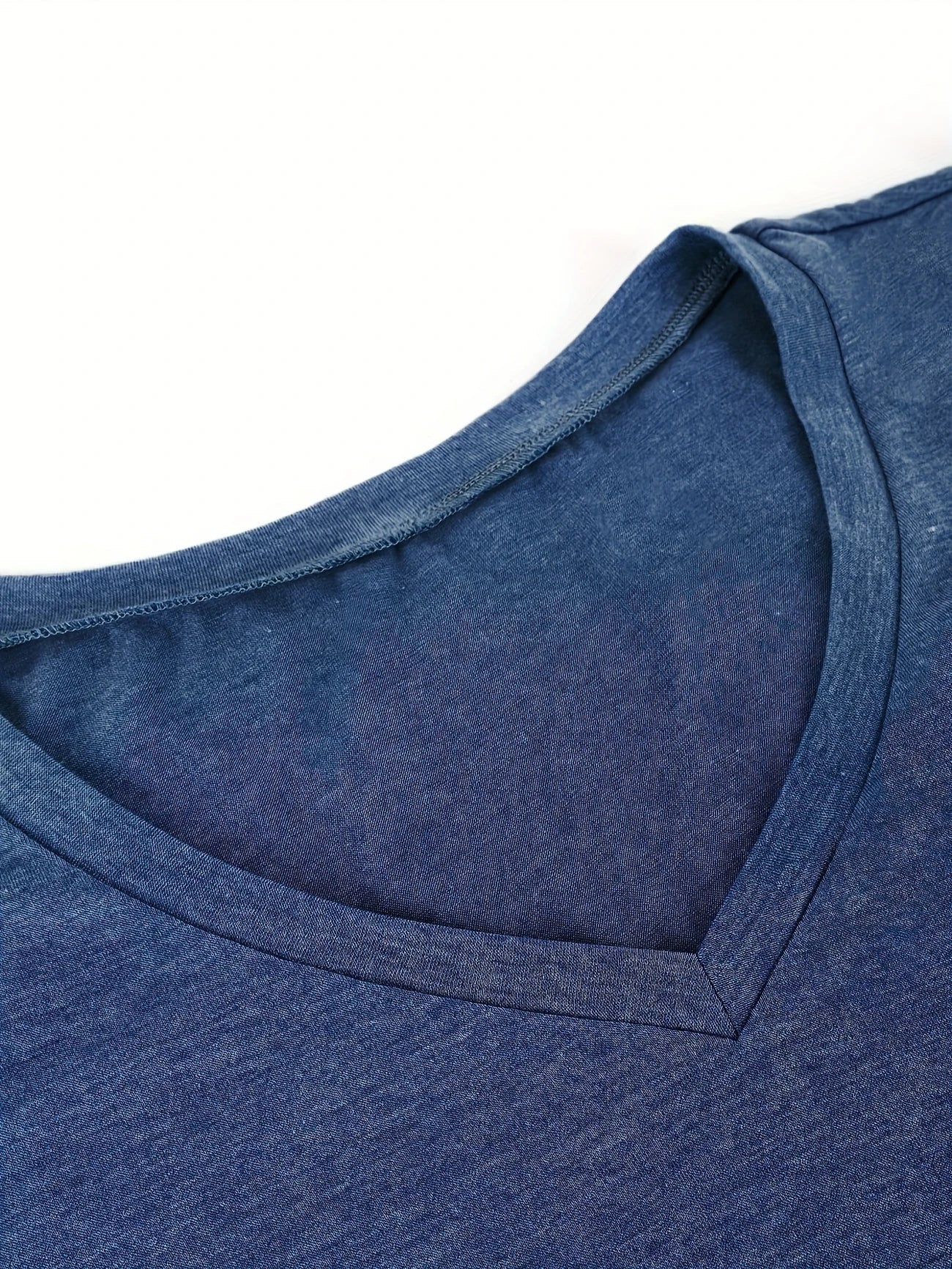 Kizzy – Breathable T-Shirt with Petal Sleeves