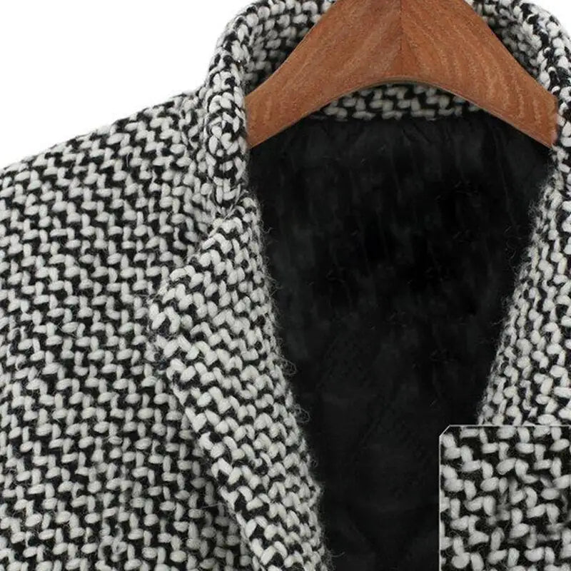 Konstanze – Elegance and Comfort Long Houndstooth Pattern Coat