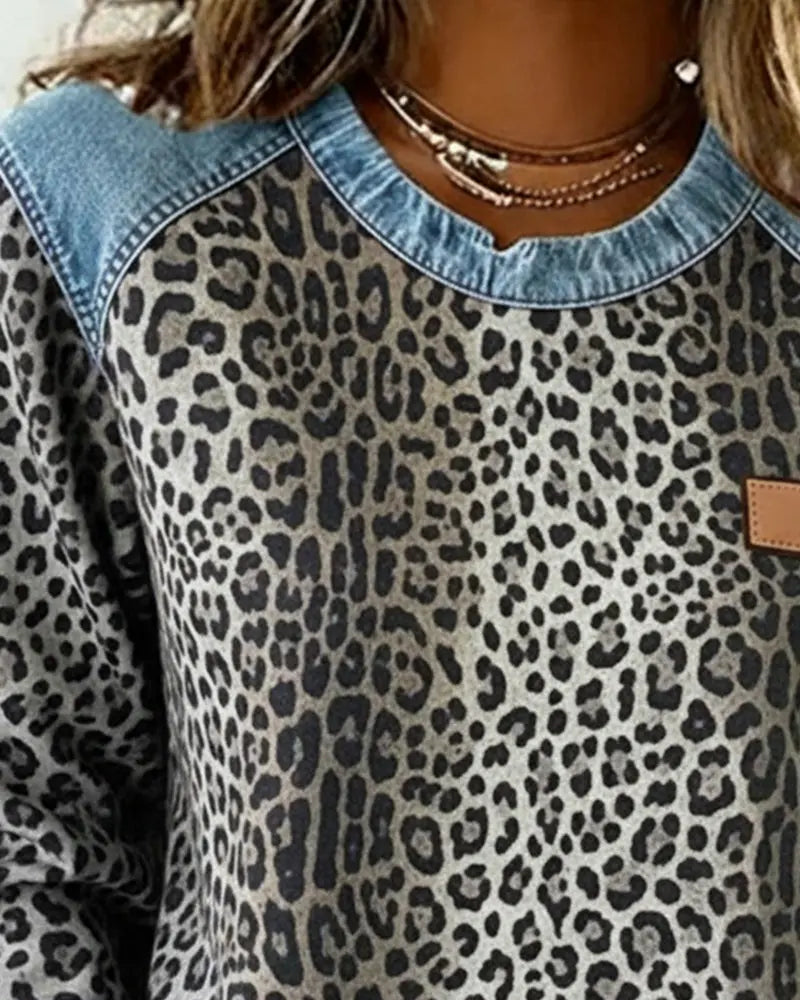 Krassimira – Long-Sleeve Top with Leopard Print