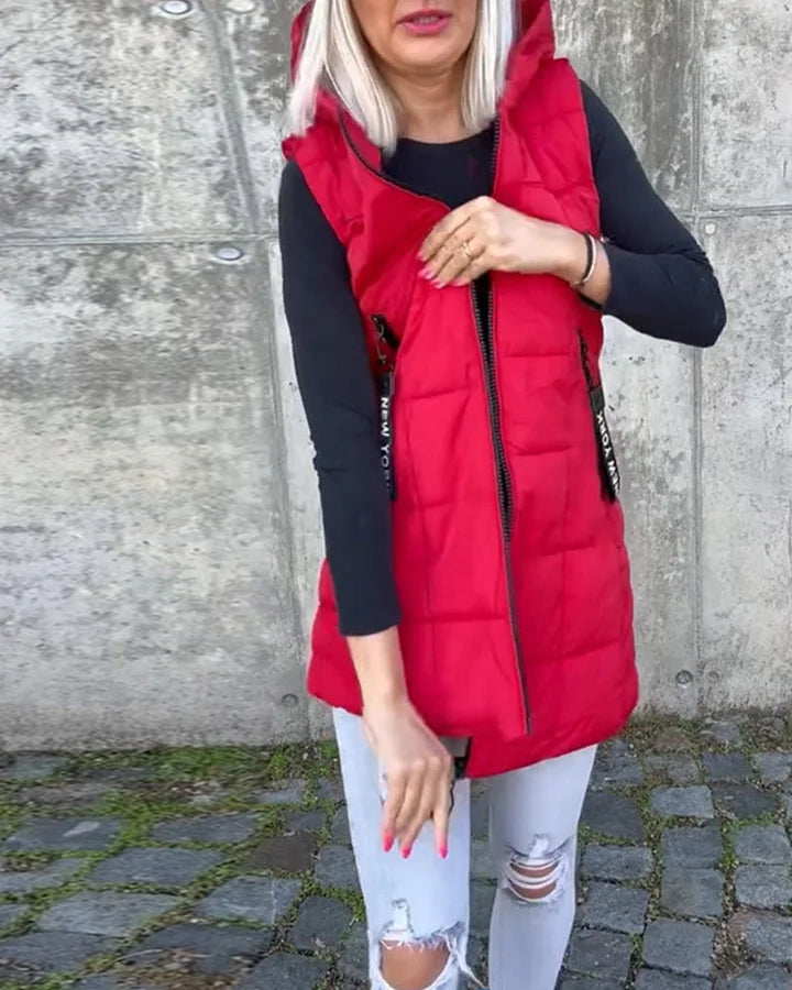 Laruna – Sleeveless, Padded Coat with Zipper