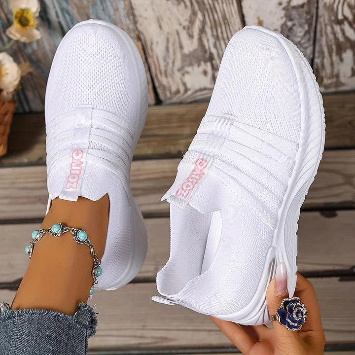 Lioray - Casual Sneaker with Stripes