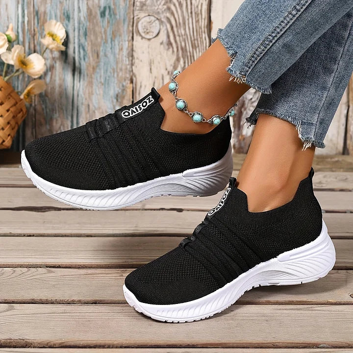 Lioray - Casual Sneaker with Stripes