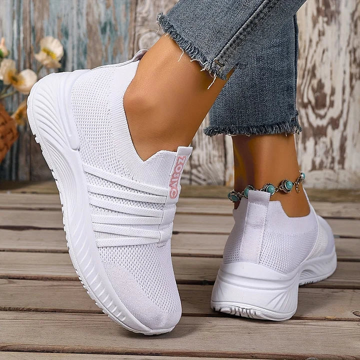 Lioray - Casual Sneaker with Stripes