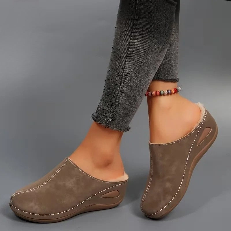 Lirona - Comfortable Slippers with Fleece Lining