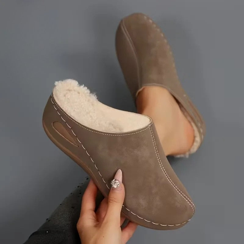 Lirona - Comfortable Slippers with Fleece Lining