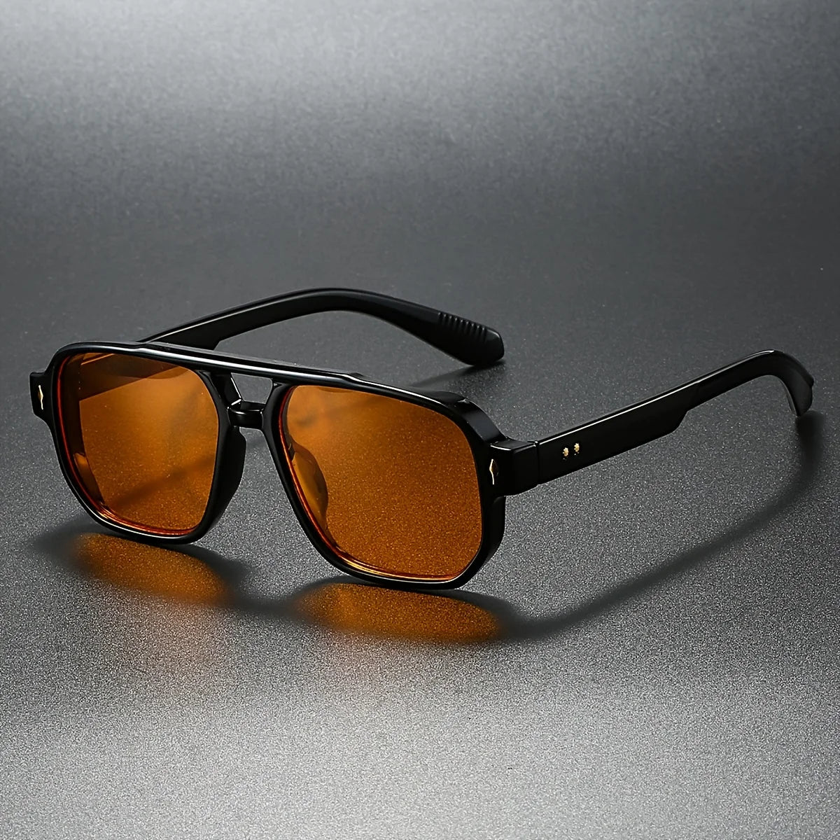 LumeSight – Sunglasses with Double Bridge and Square Frame