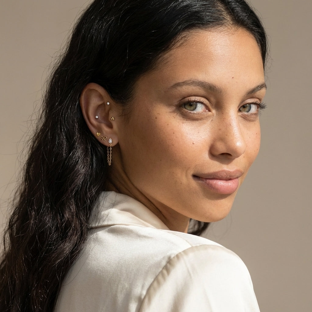 Lunara Chain Teardrop Flat Back Stud