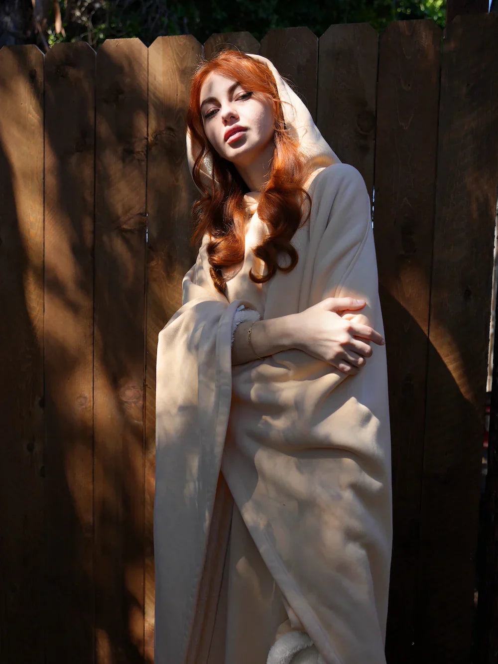 LuxHood - Hooded Blanket for Ultimate Comfort
