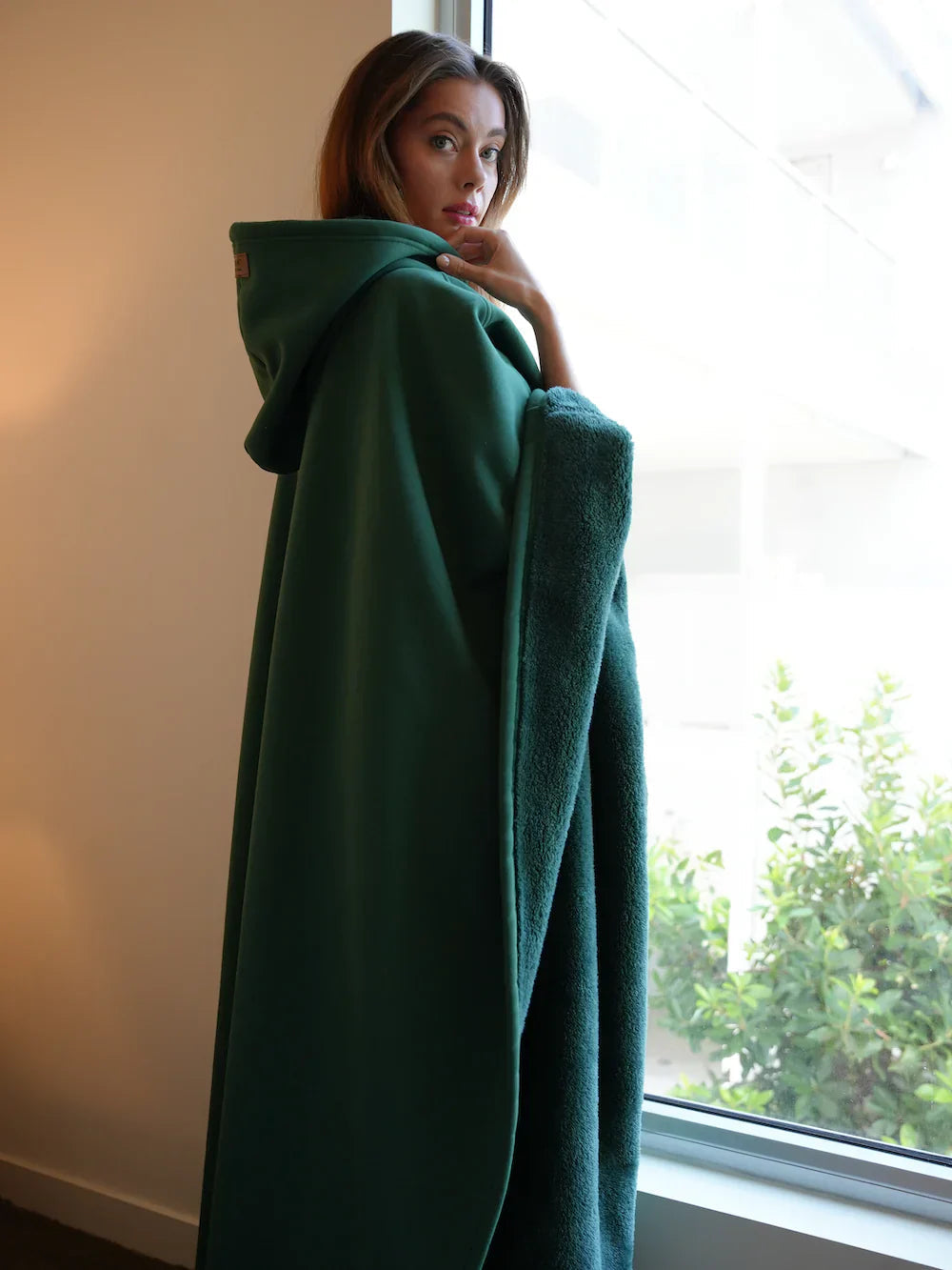 LuxHood - Hooded Blanket for Ultimate Comfort