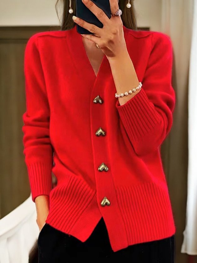 Lyddia - Cardigan with Heart Buttons