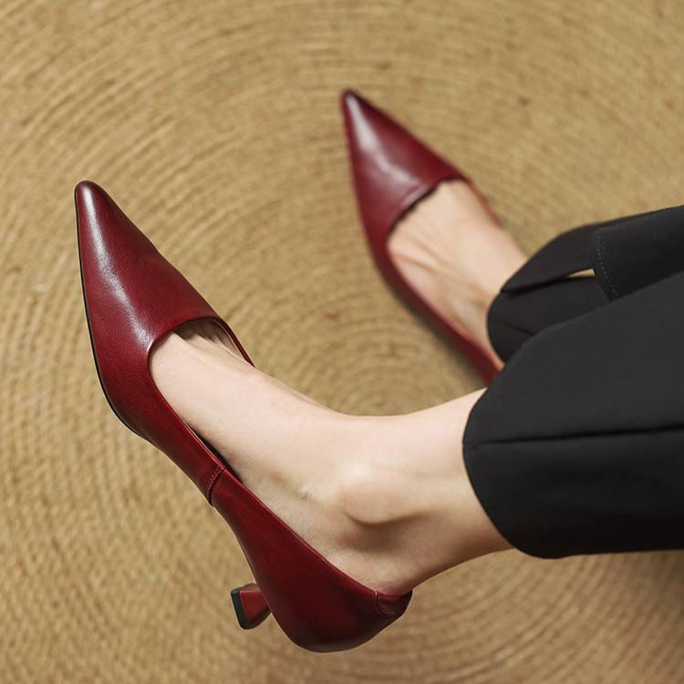 Marise - Leather Pumps with Pointed Toe