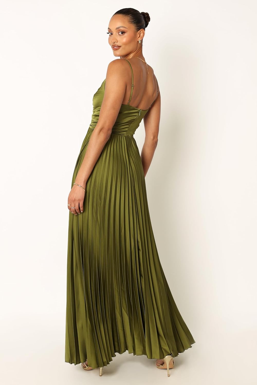 Masano – Elegant Pleated Dress