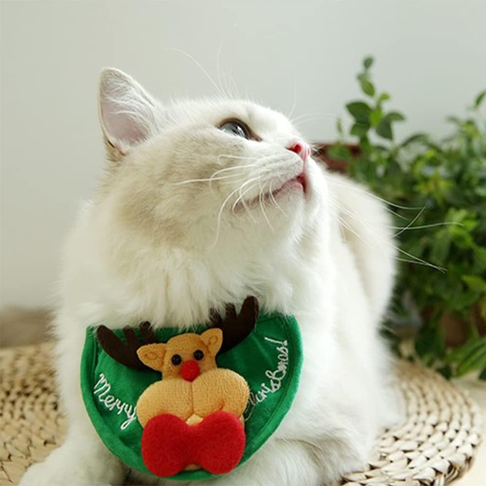 MerryPine – Adorable Christmas Tree Pom-Pom Hat