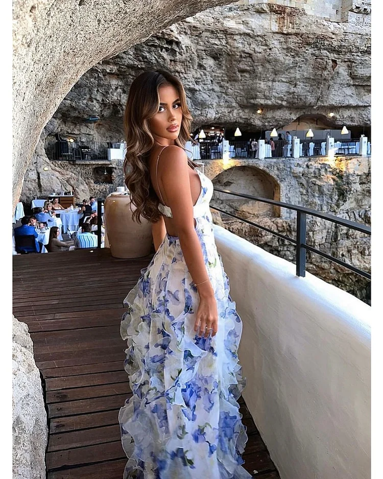 Mikayla – Elegant Dress with Ruffles