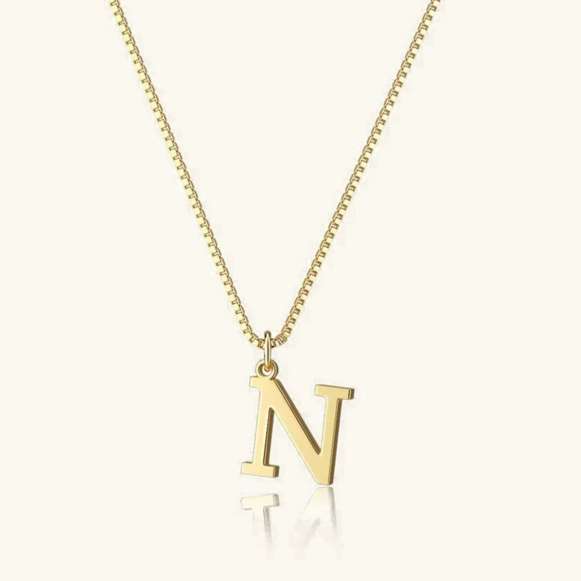 Collana con lettera iniziale Therese in oro