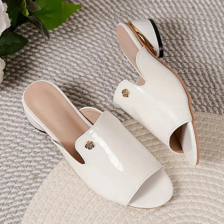 Nadisha - Orthopedic Sandal with Wide Heel