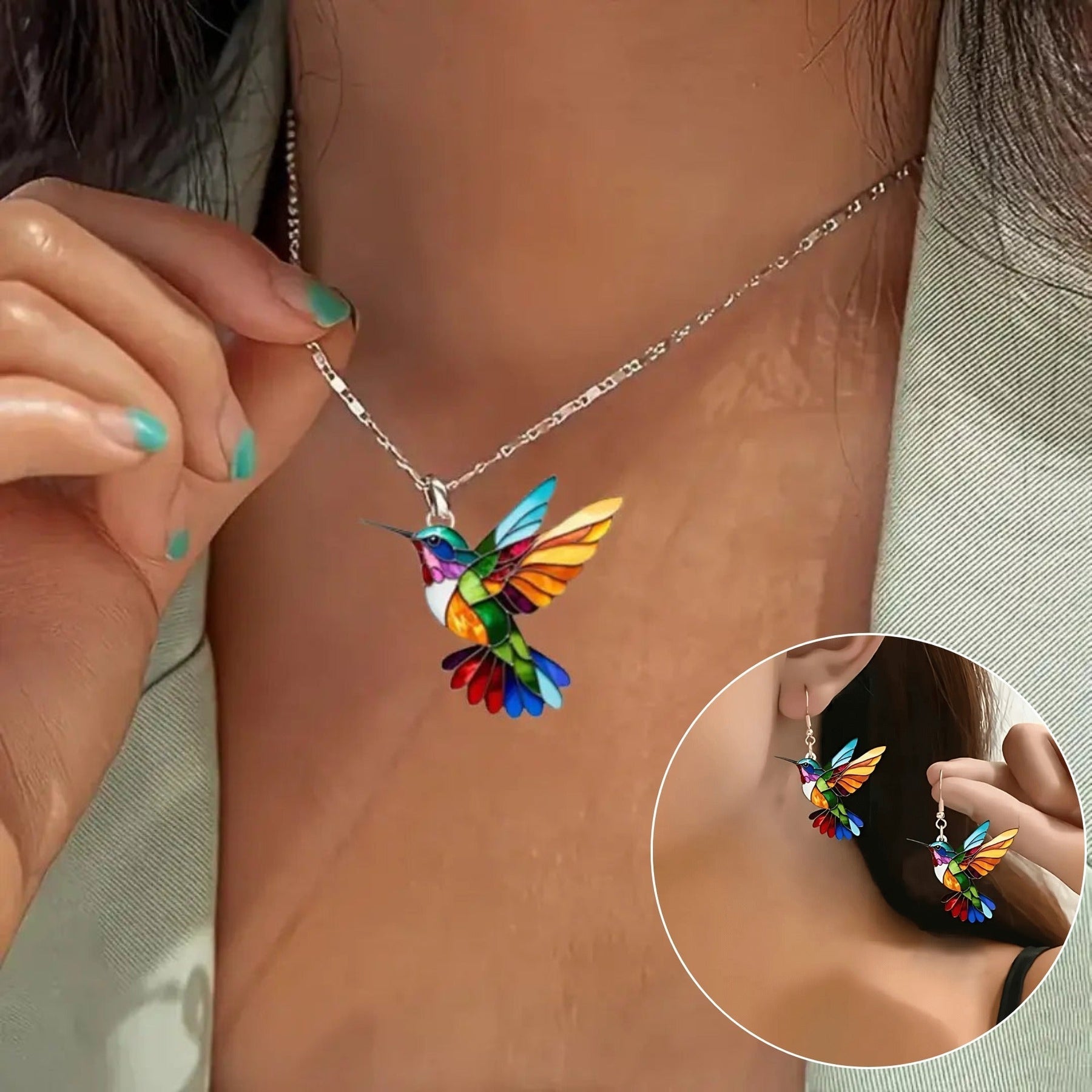 Nahla – Hummingbird Necklace and Earrings