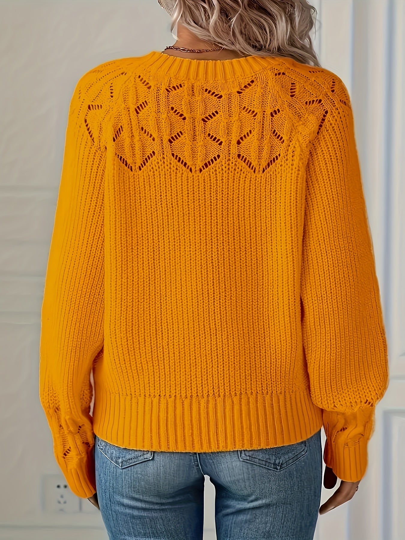 Nasia – Elegant Long Sleeve Sweater