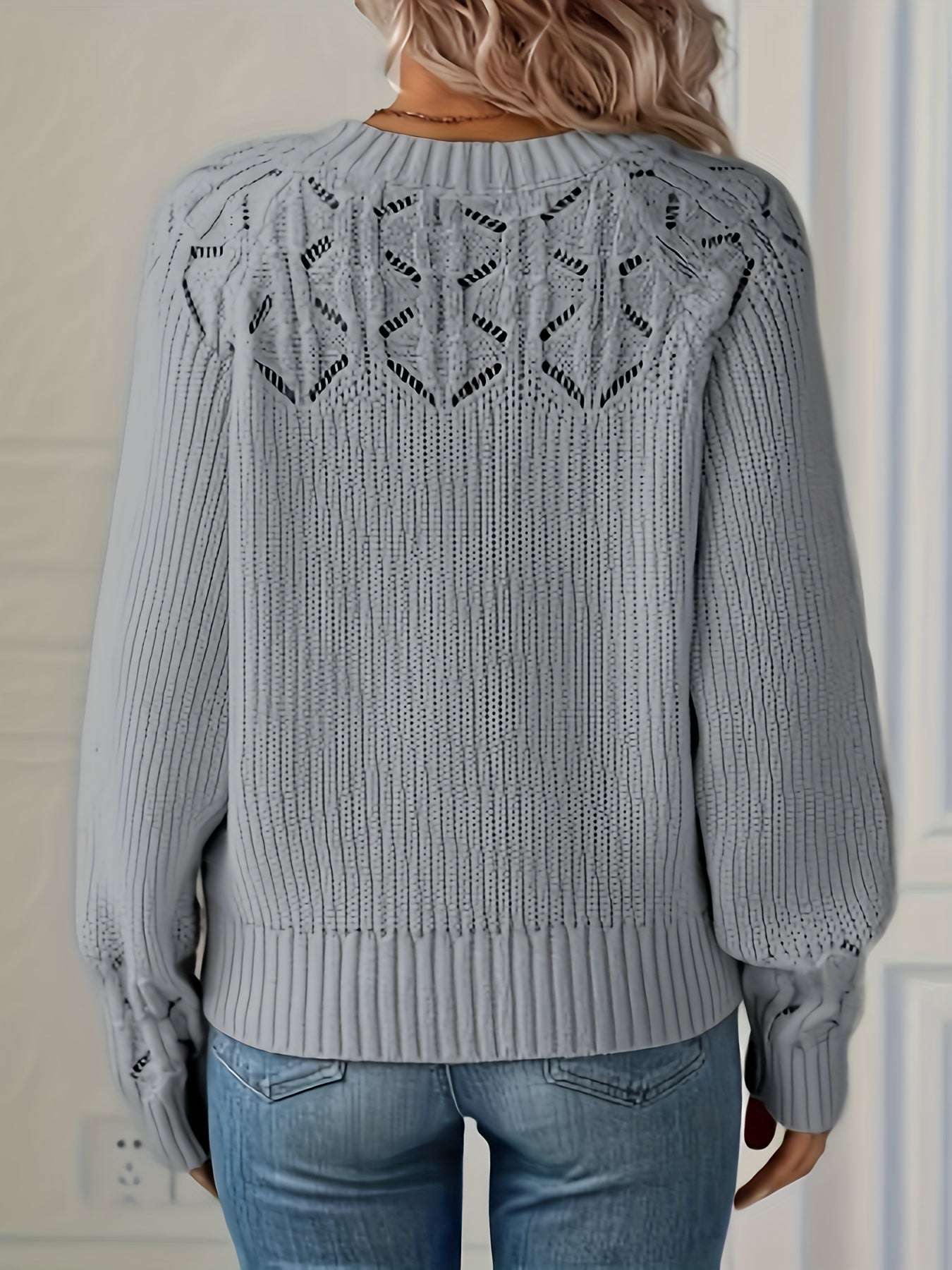 Nasia – Elegant Long Sleeve Sweater