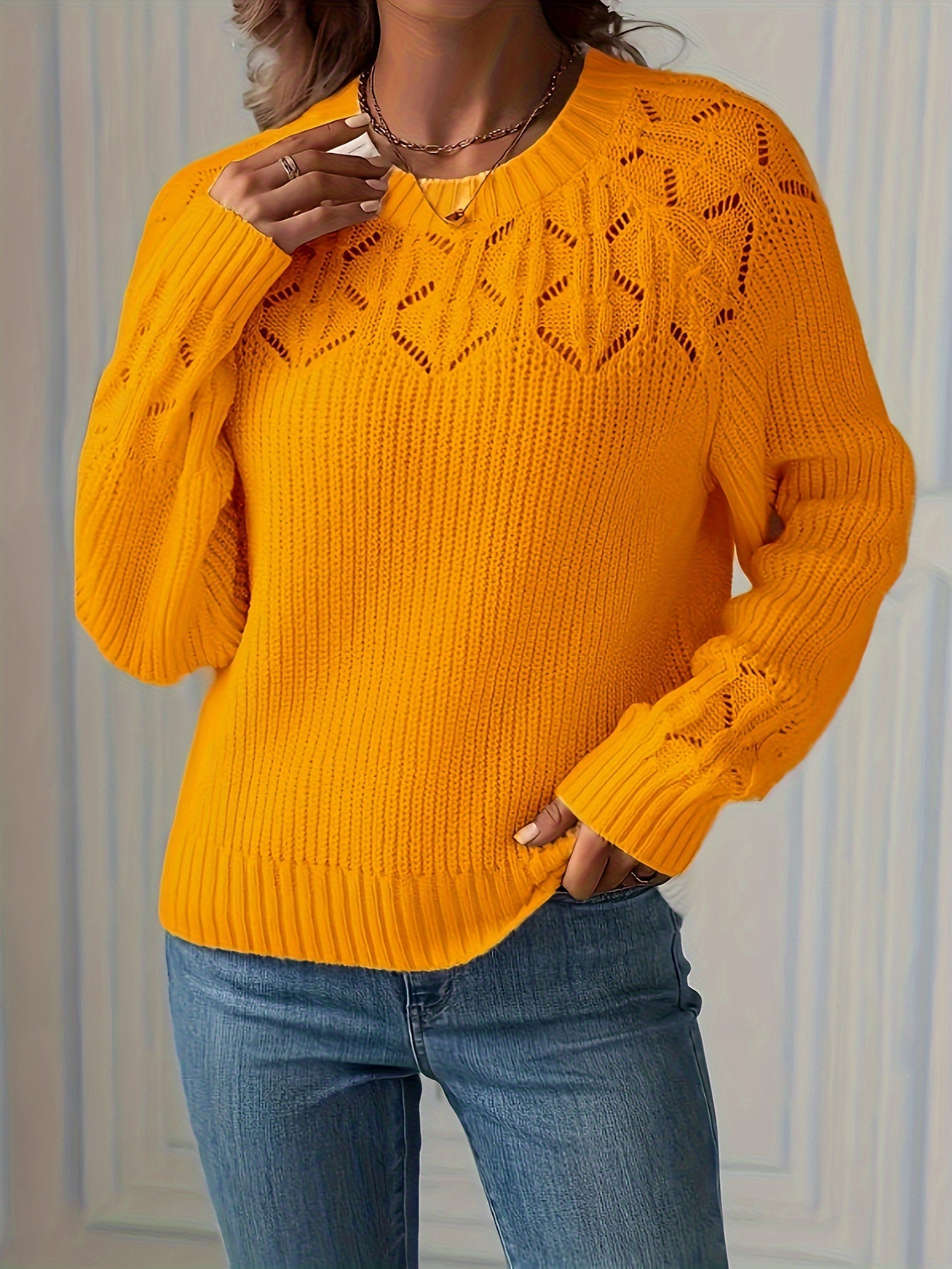 Nasia – Elegant Long Sleeve Sweater