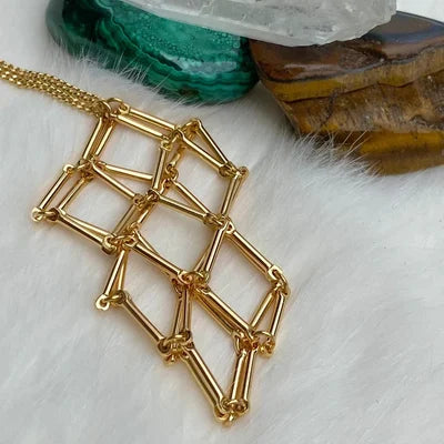 Necklace with Crystal Stone Holder