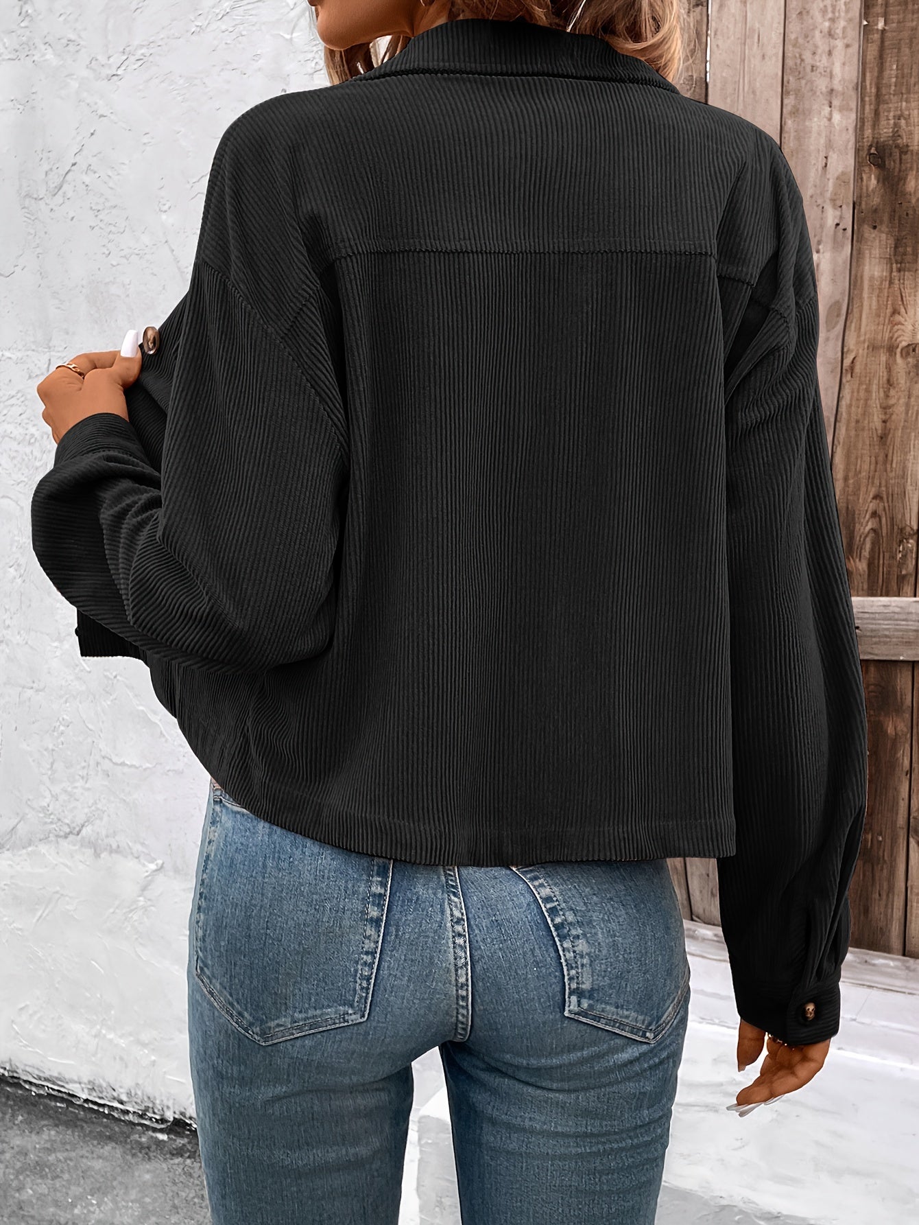 Nichola – Long-Sleeved Jacket with Button Placket