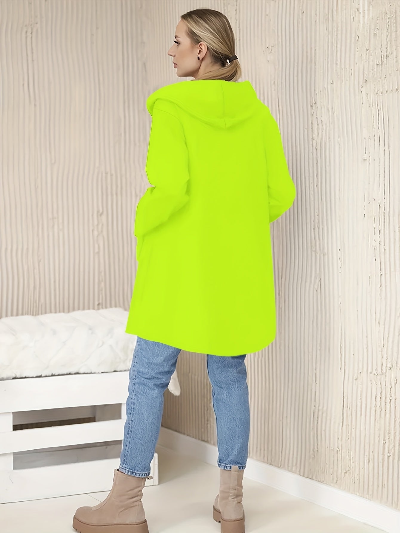 Nicola – Long-Sleeved Jacket with Side Pockets