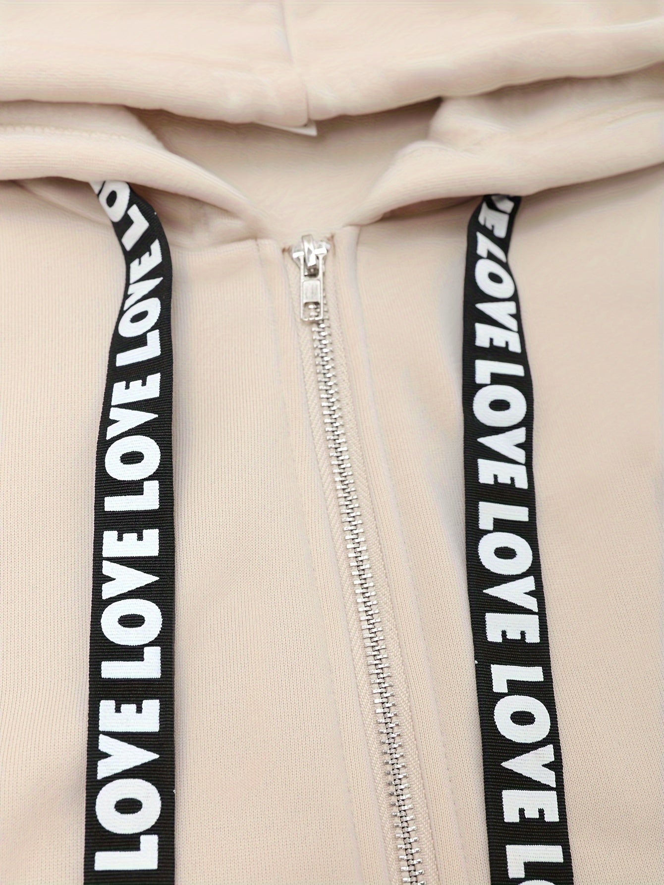 Nicola – Long-Sleeved Jacket with Side Pockets