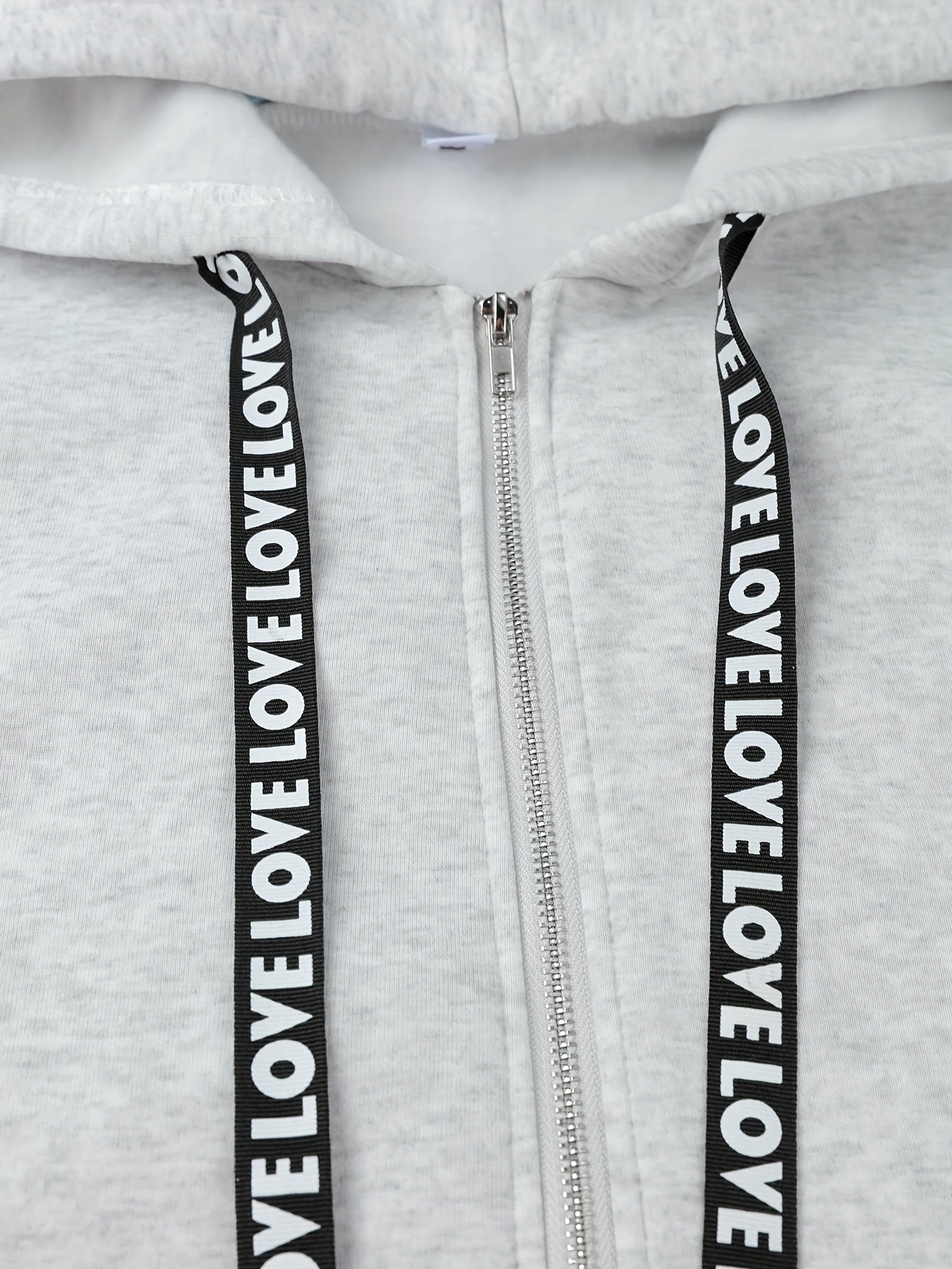 Nicola – Long-Sleeved Jacket with Side Pockets